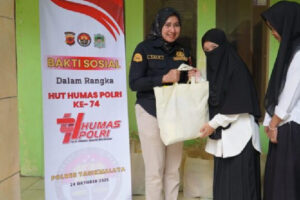 HUT Humas Polri ke-74, Polres Tasikmalaya Santuni 50 Anak Yatim Ponpes Sabilulhuda