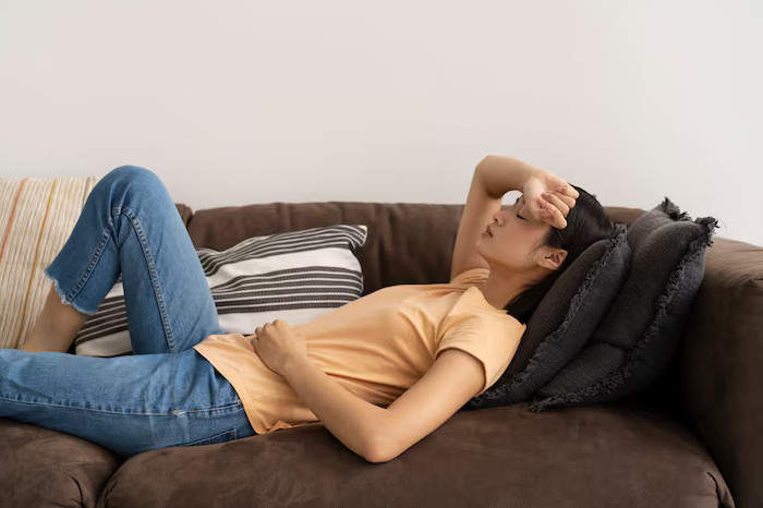 Kenapa Kepala Terasa Pusing Saat Rebahan? Ini Penjelasannya (Freepik)