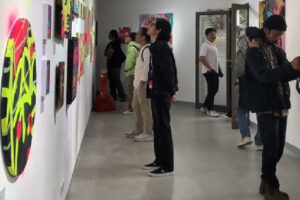 Ngalanglayung, Pameran 6 Seniman Muda Potret Kegelisahan Era Digital di KBB (@hybridium.artgallerycafe)