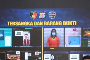 Tersangka dan Barang Bukri Promosikan Judi Online di Instagram