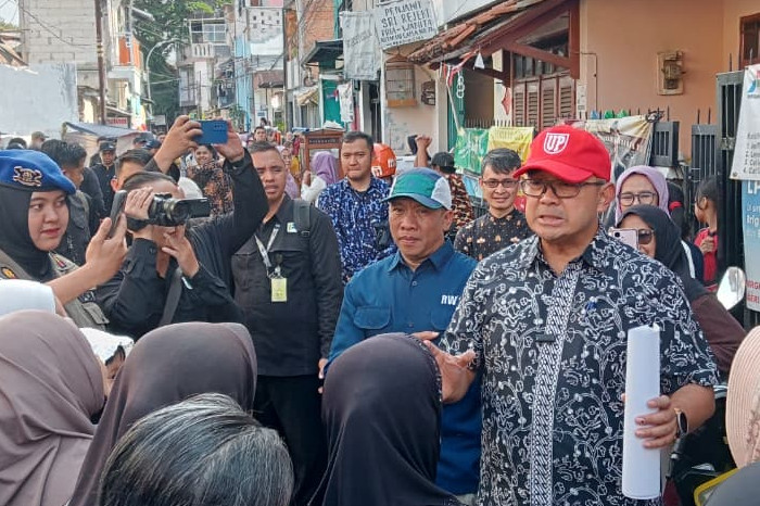 Wali Kota Bandung Dorong Tiap RW Miliki Sprinkler Kebakaran. Foto.Posegi.id