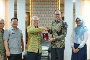 Wali Kota Sukabumi Temui Sekjen Kemenaker, Targetkan Turunkan 2.000 Pengangguran (Diskominfo)