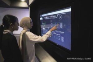 IHSG Melemah? Intip Peluang Teknikal SMRA, ENRG, AADI!
