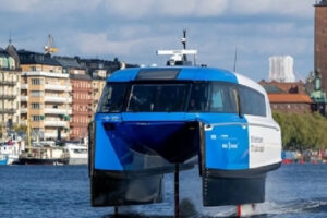 'Perahu Terbang' Candela Revolusikan Transportasi Air Global Hemat 80% Energi (Candela)