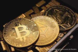 Bitcoin Anjlok: Strategi Jitu Investor Hadapi Pasar Bearish?